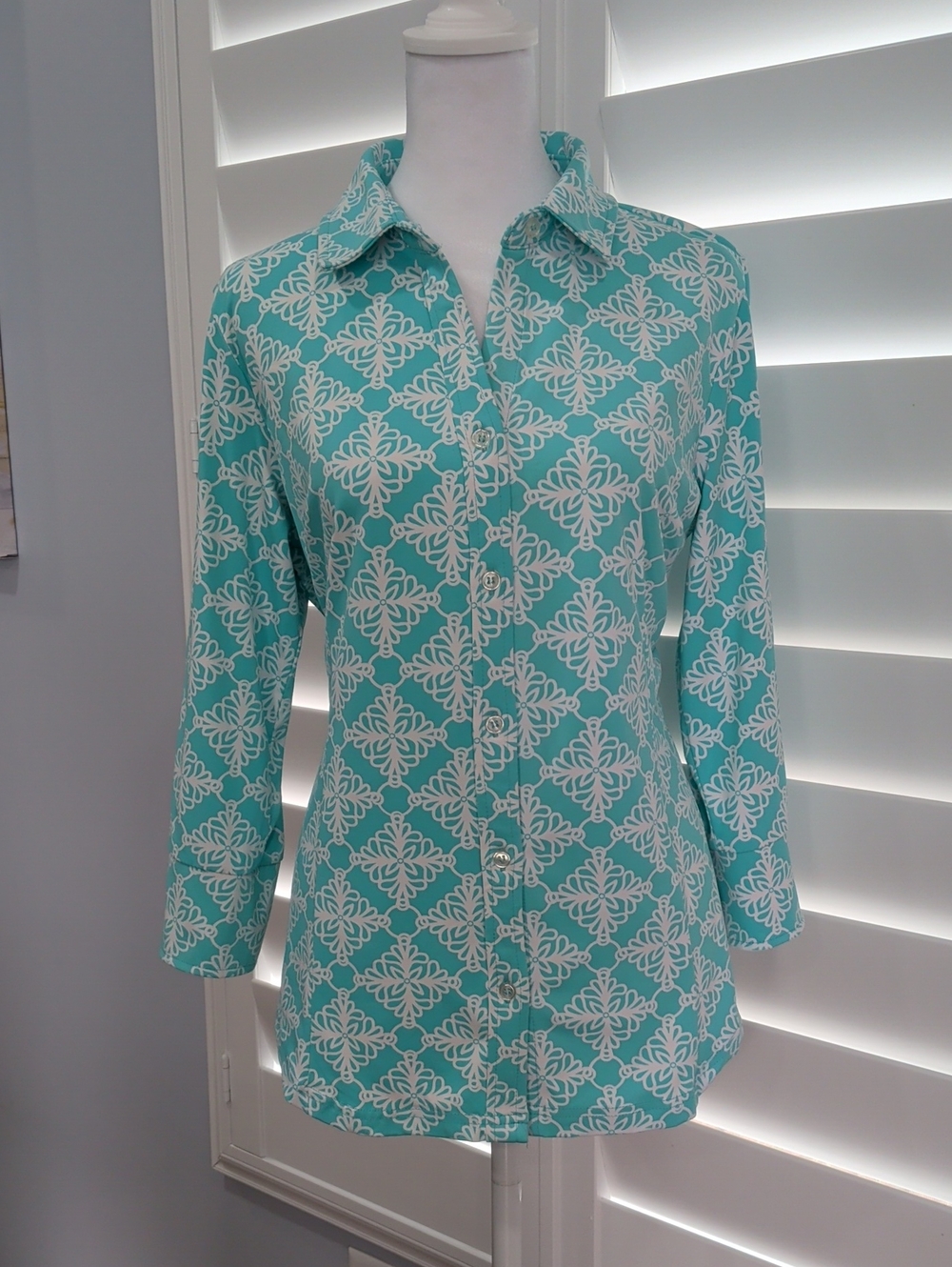 Lulu-B Turquoise and White Patterned Button Down Shirt